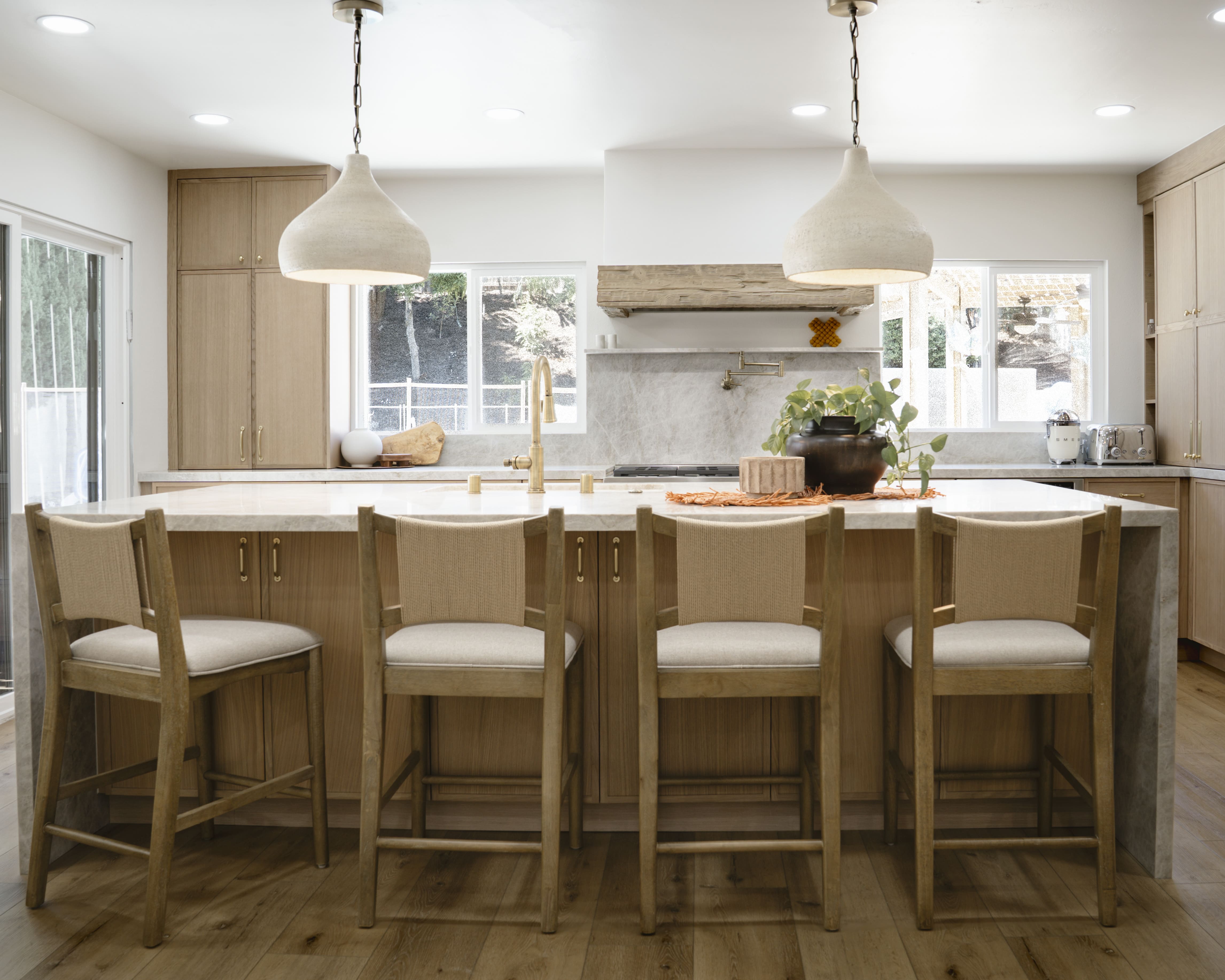 Warmwell Drive – Island Seating 01