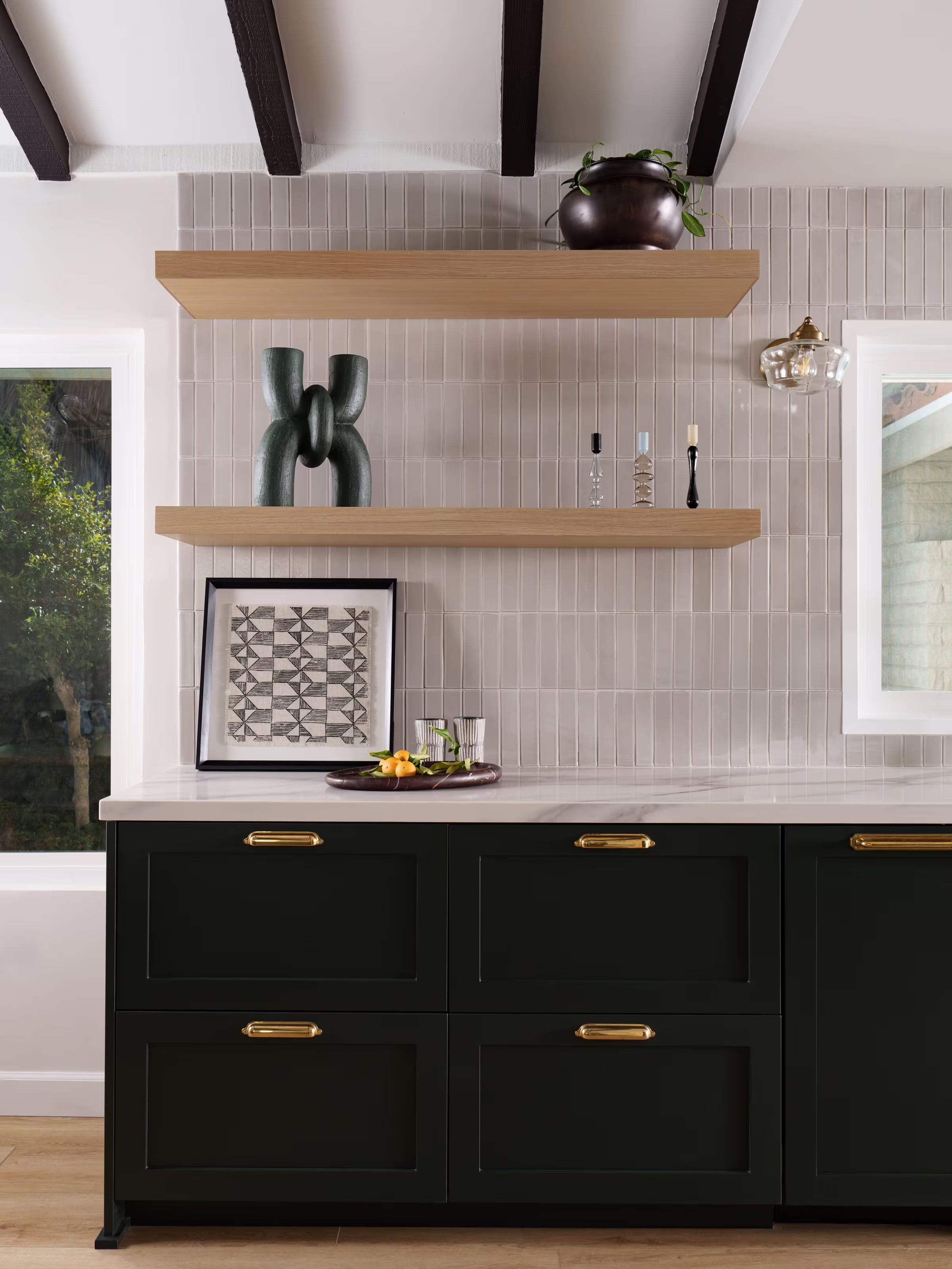 Sabina – Open Shelving Detail