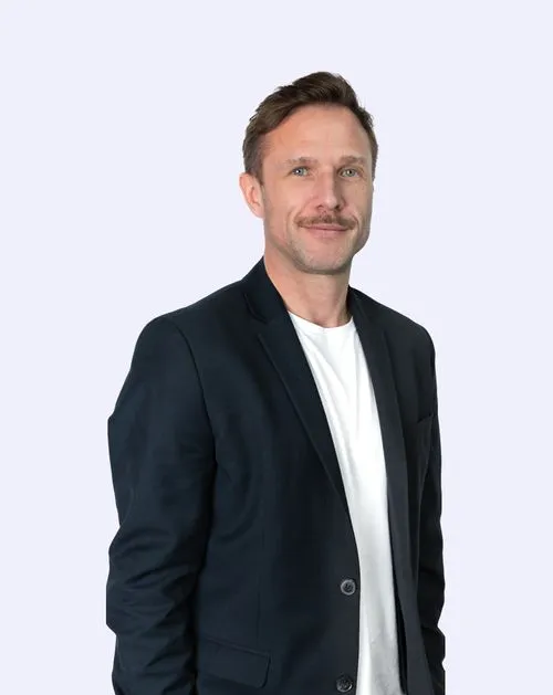 Jona Gustin
