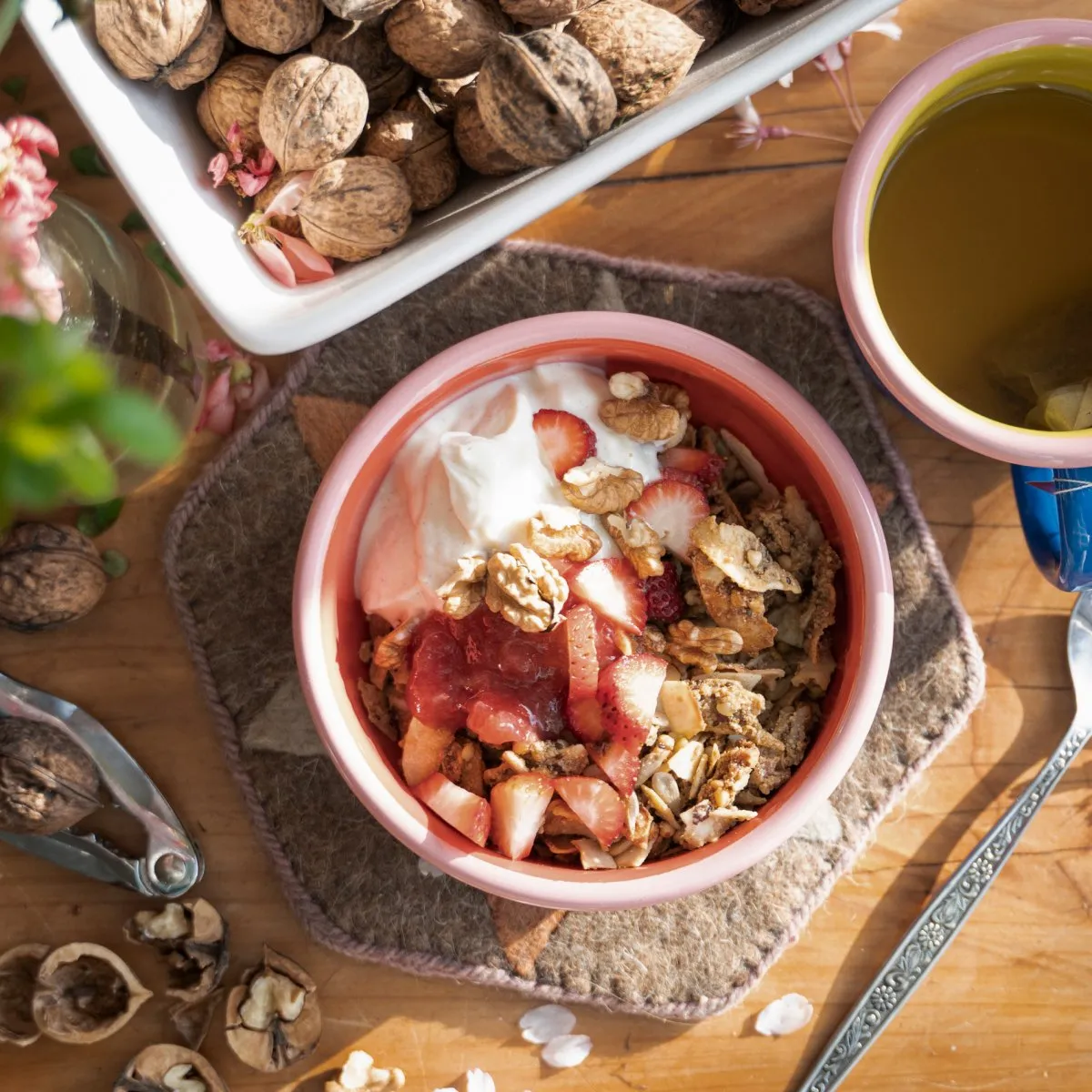 Yum Granola branding by N4 Studio