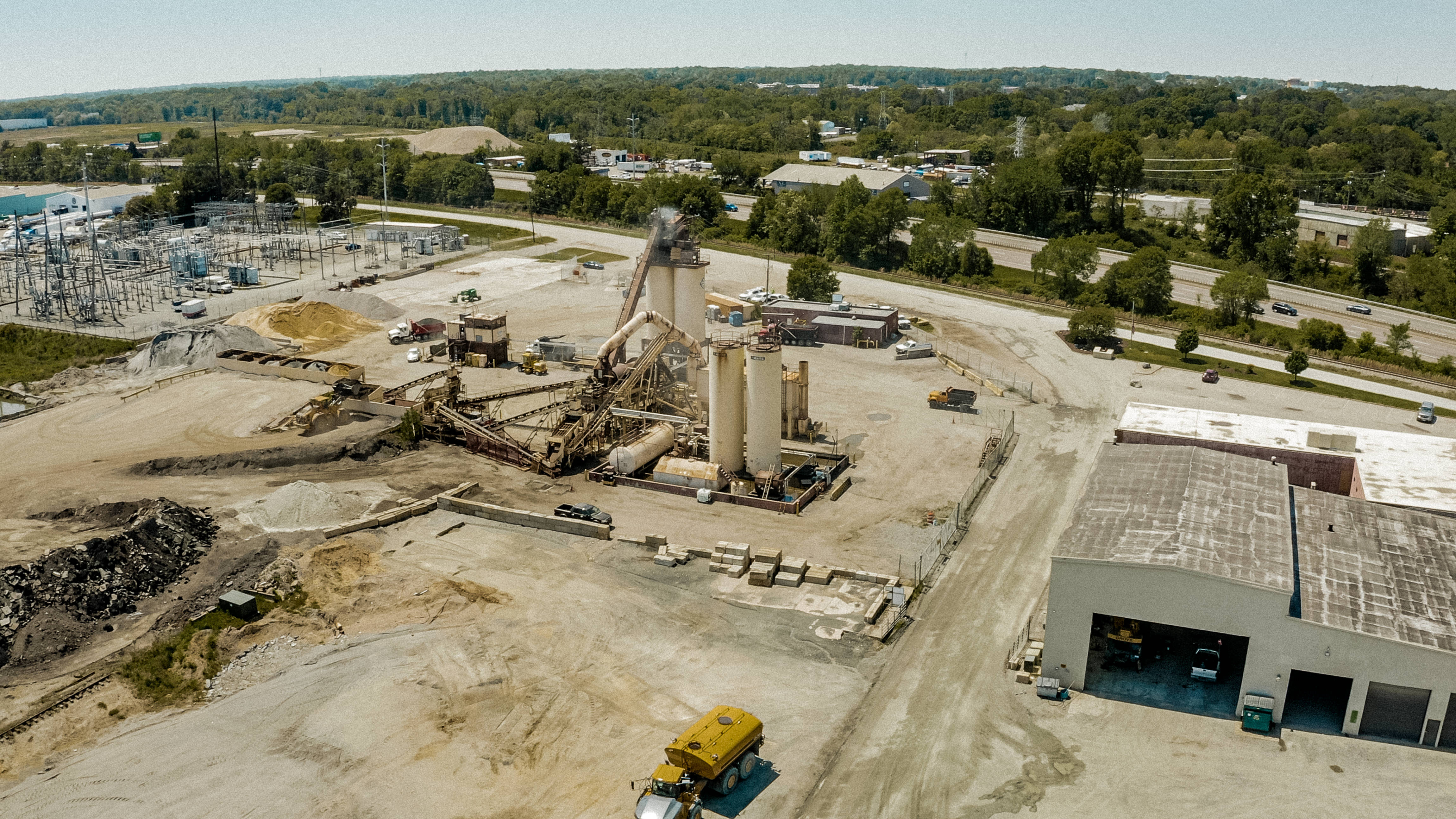 Shirley Gap 64: Haul roads connecting processing equipment and plant buildings.
