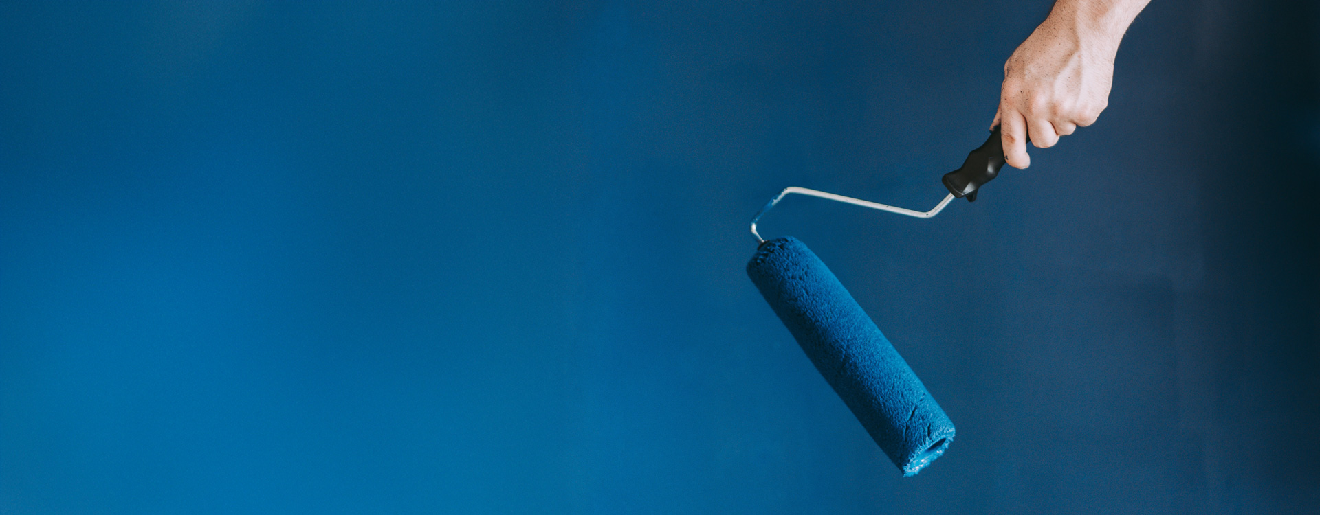 [background image] image of pipes and fittings (for a plumbing service)