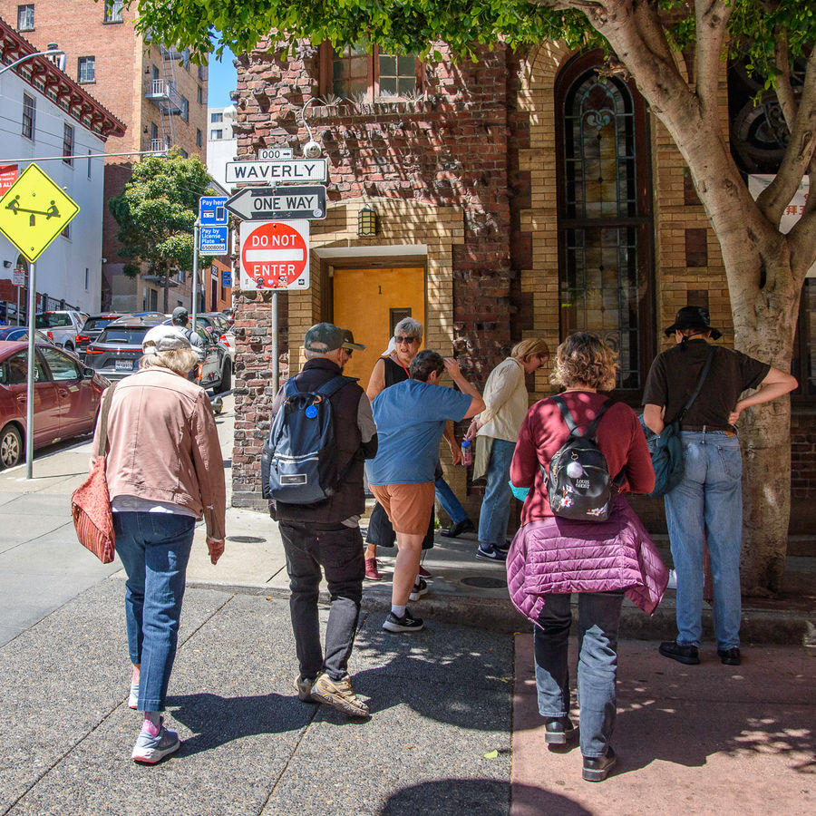 Walking Tour | Cityscapes & Public Spaces