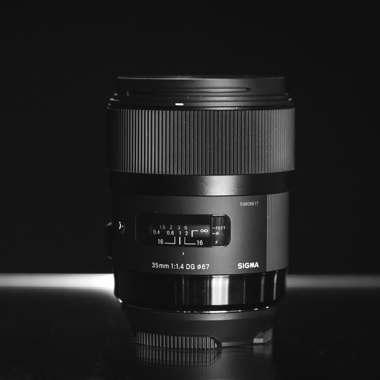 Camera_Lense