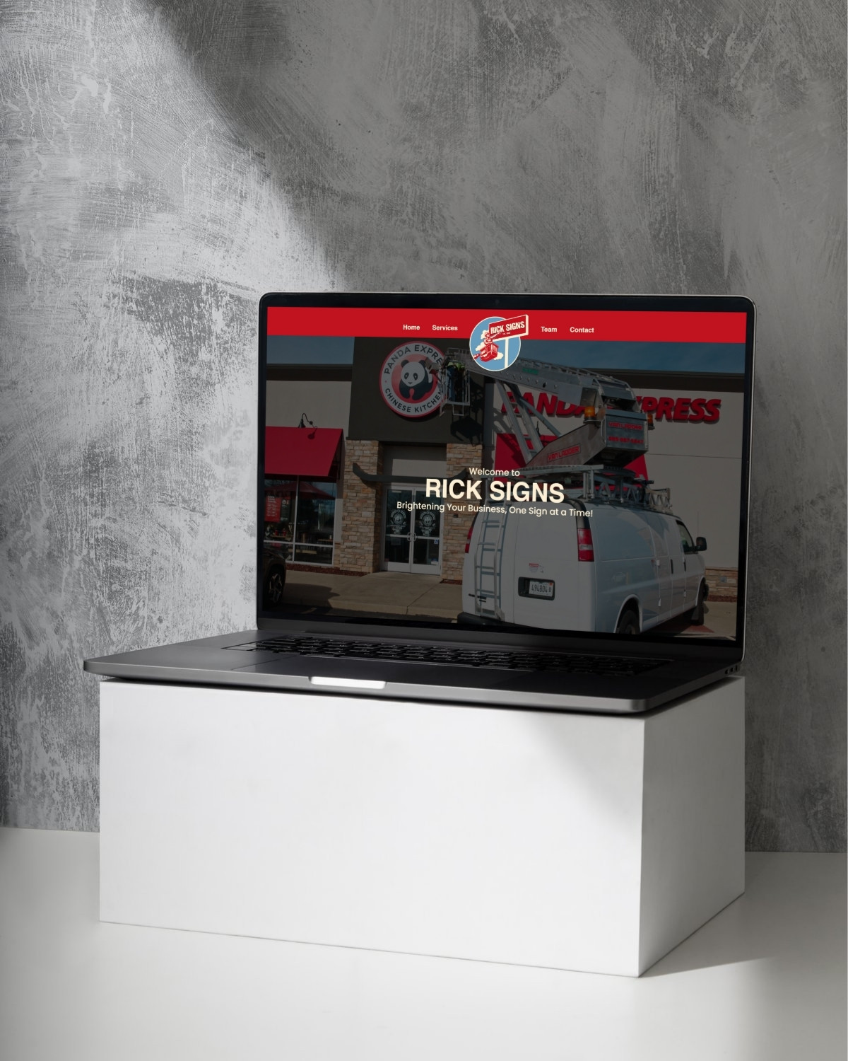 Laptop website mockup