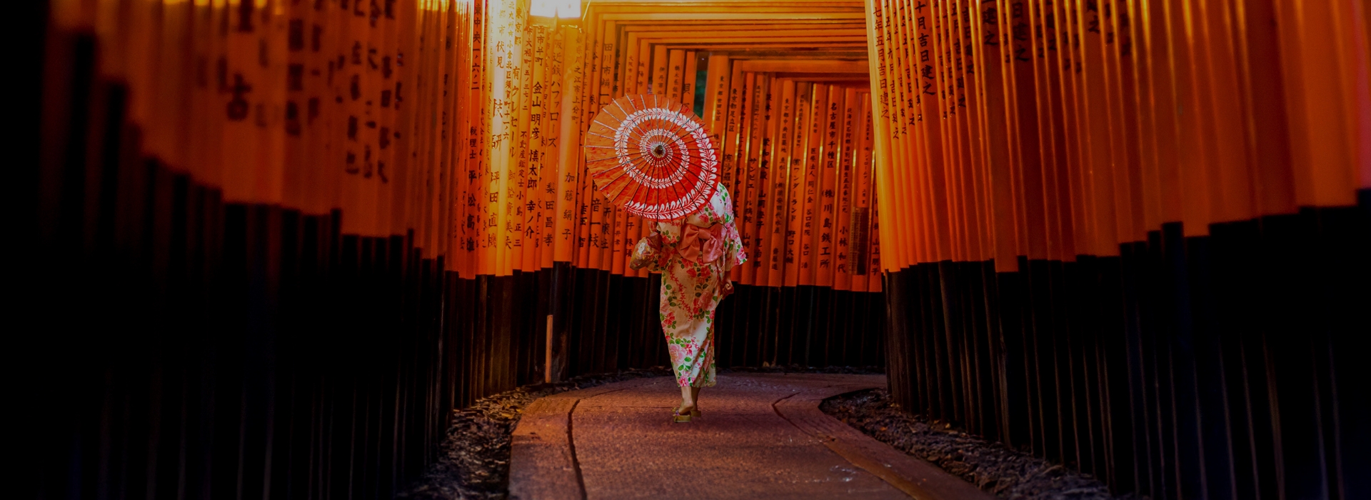 Collage of Japanese culture and scenery: a woman performing tea ceremony, Kyoto’s red torii gates, Mount Fuji at sunrise, and Tokyo Tower at night.