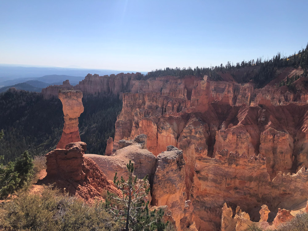 Bryce Canyon Hoodoos and Thor's Hammer Overview