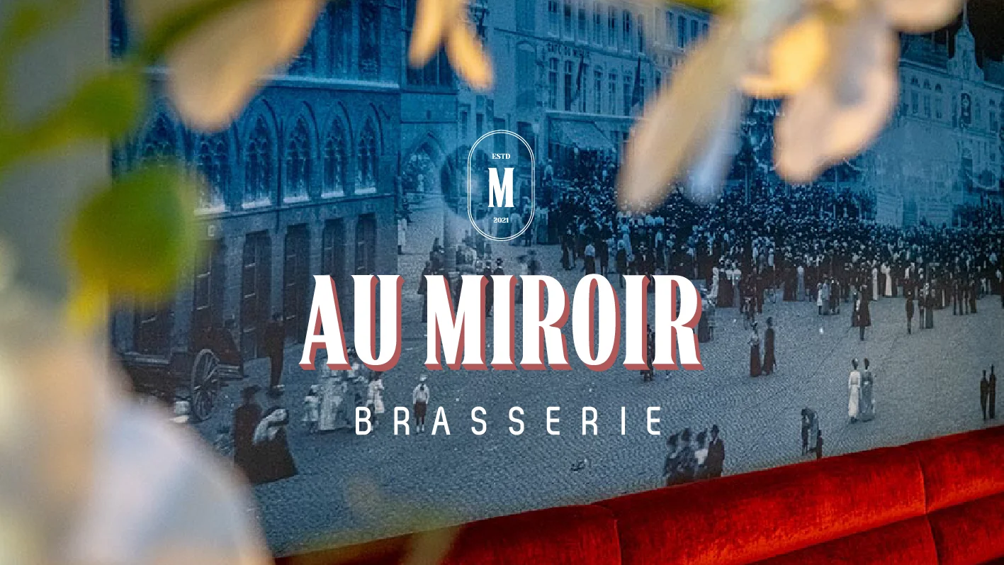 Au Miroir