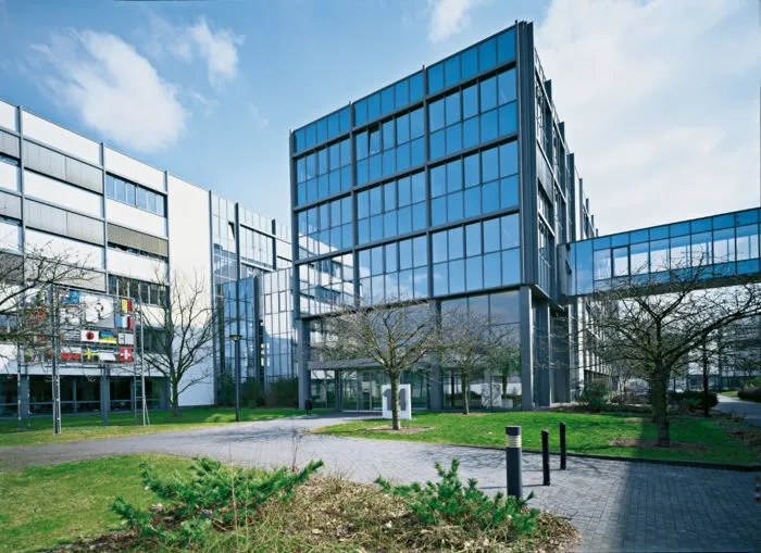 Change-Kommunikation in einer weltweiten Organisation der Elektrik-Branche