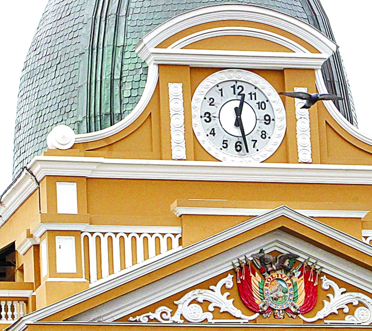 Horloge qui tourne à l’envers