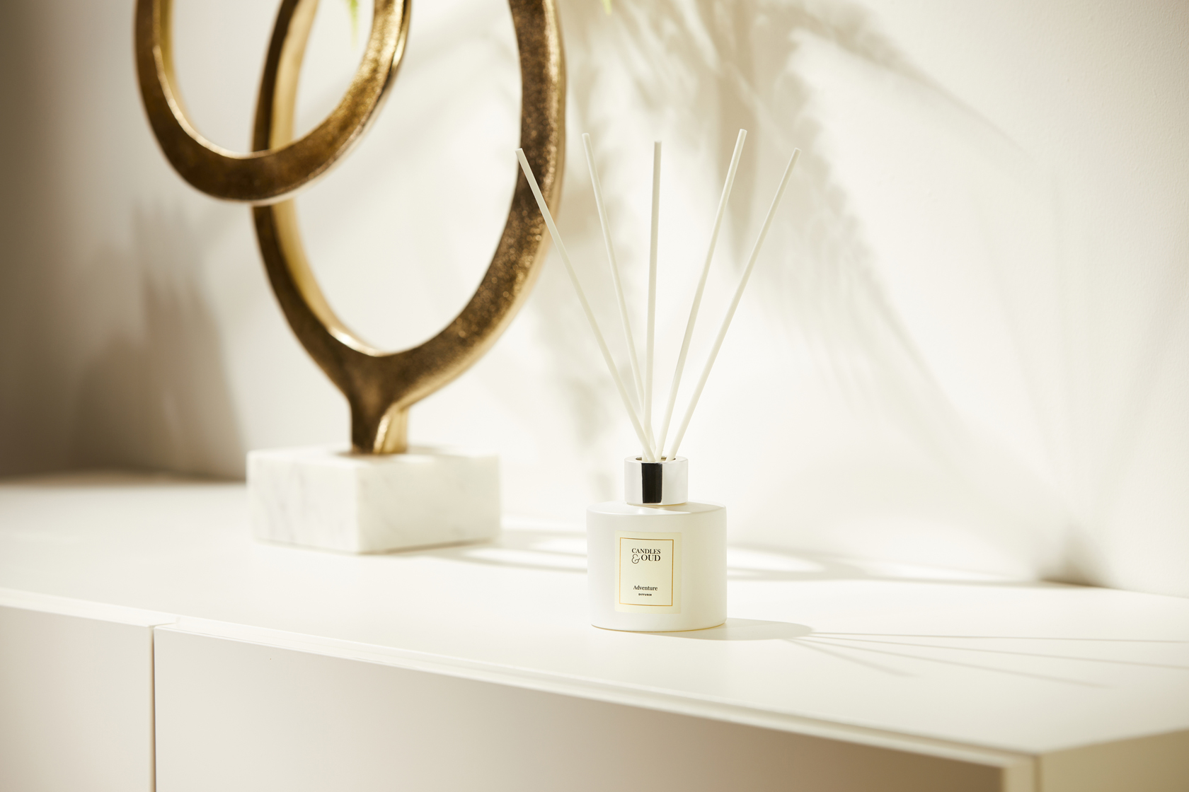 Candles and Oud fragrance lifestyle photography by Digitox