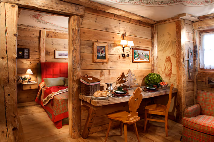 Ski holidays in Aosta Valley: access to the ski areas of Courmayeur, Cervinia, La Thuile, and Monterosa Ski, among the most renowned in Italy.