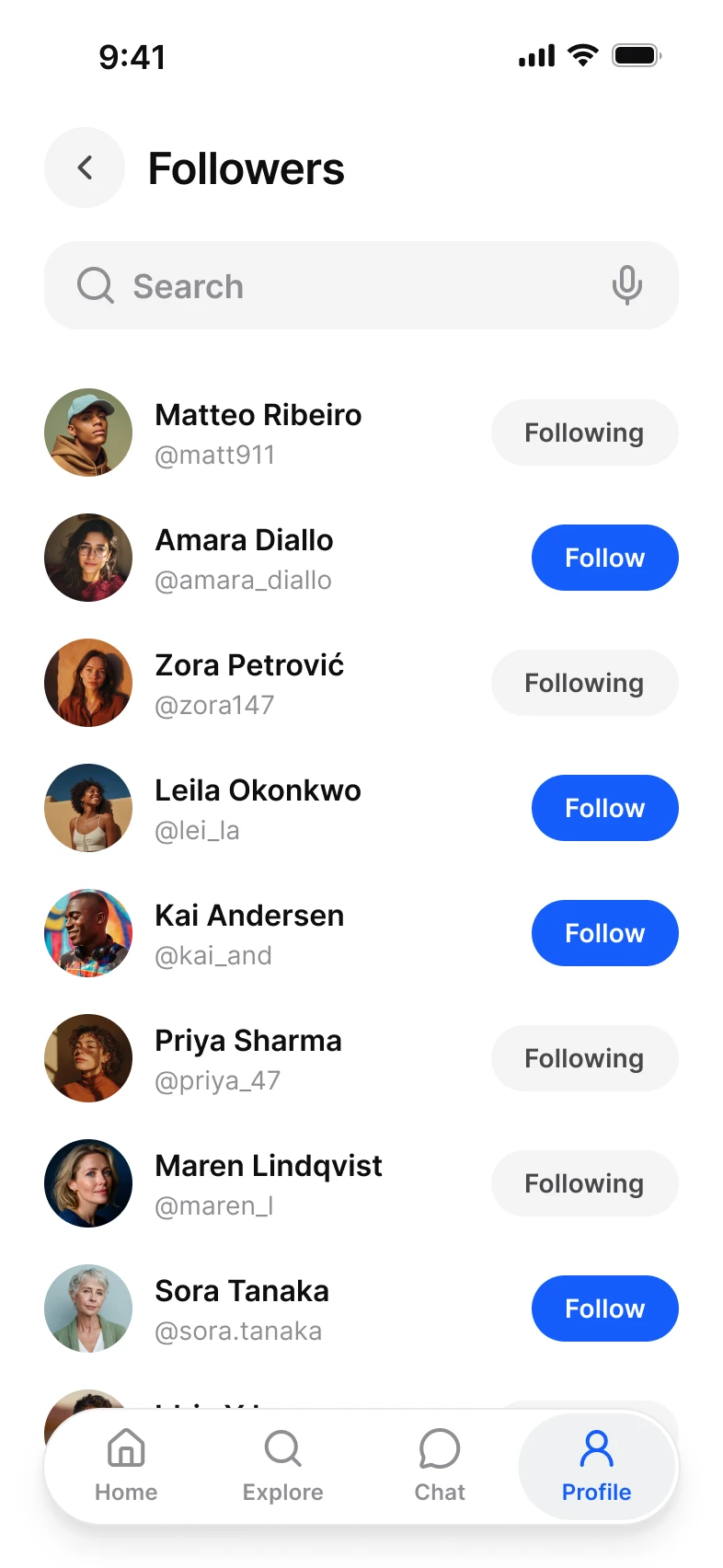 Social app, followers screen, light