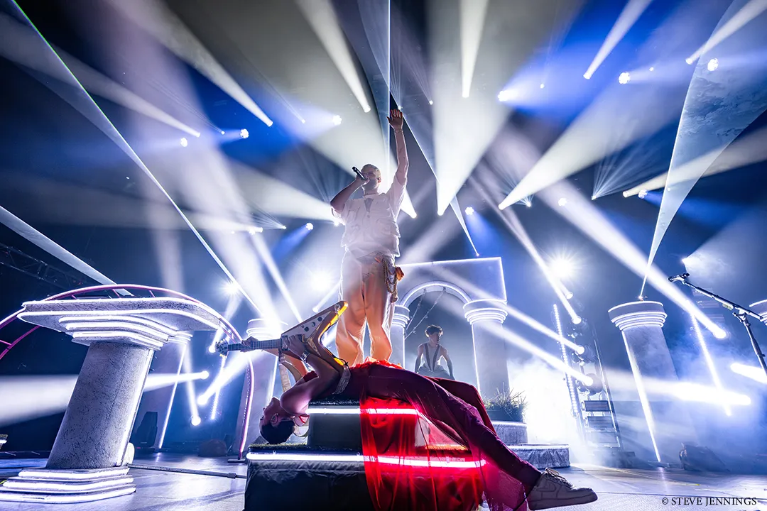 Sofi Tukker - Bread World Tour live