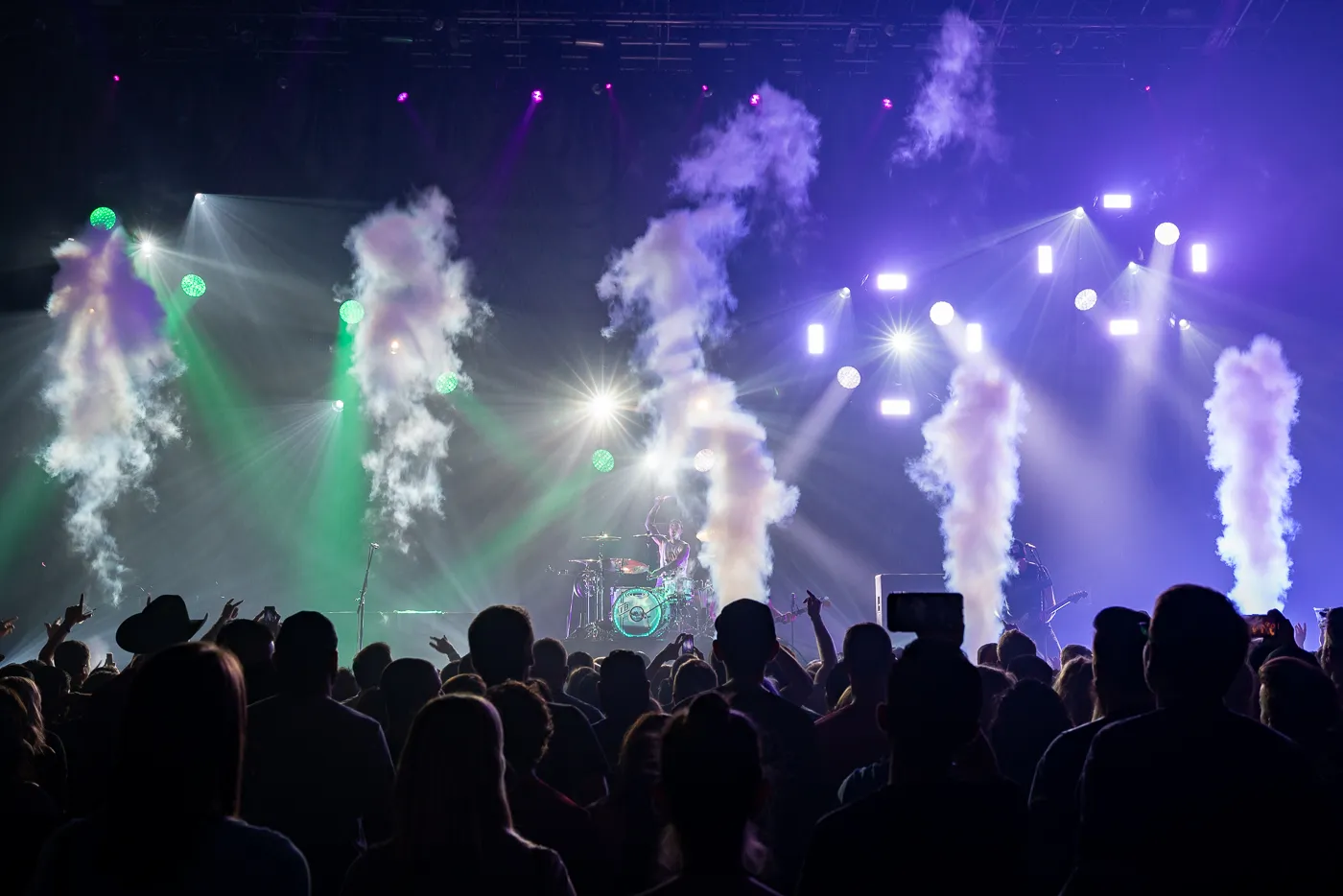 Blink 182 Performing in Las Vegas on the Kings of The Weekend residency