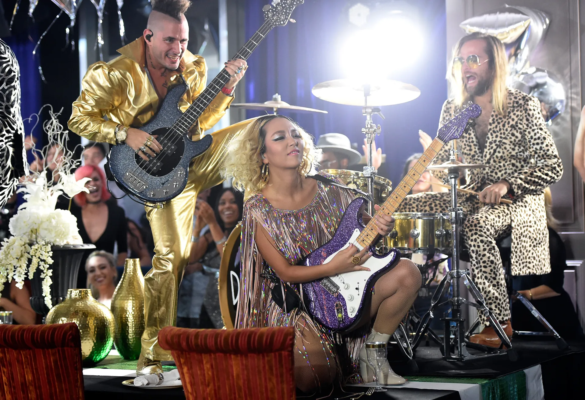 DNCE performing at the MTV VMA awards.