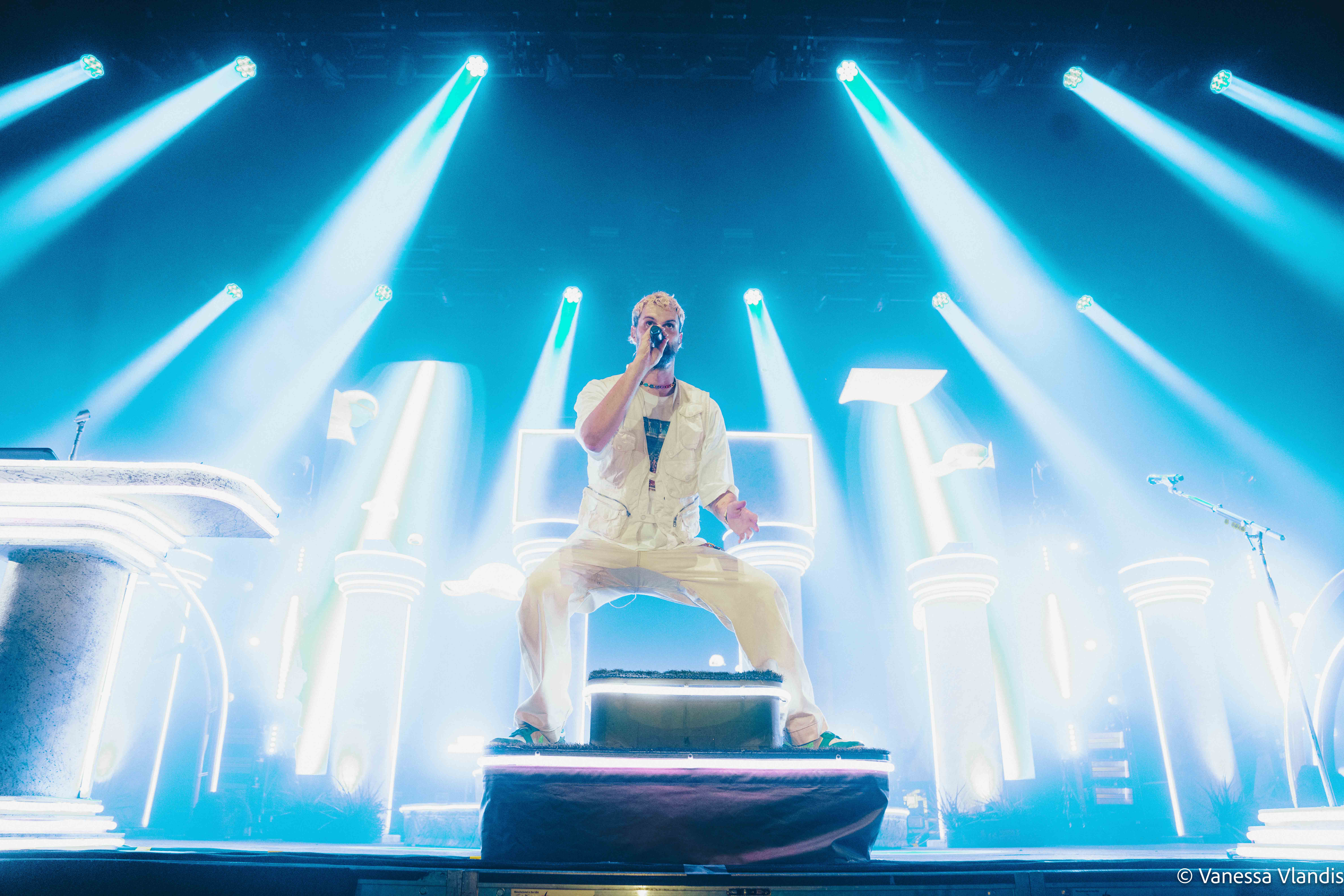 Sofi Tukker - Bread World Tour live