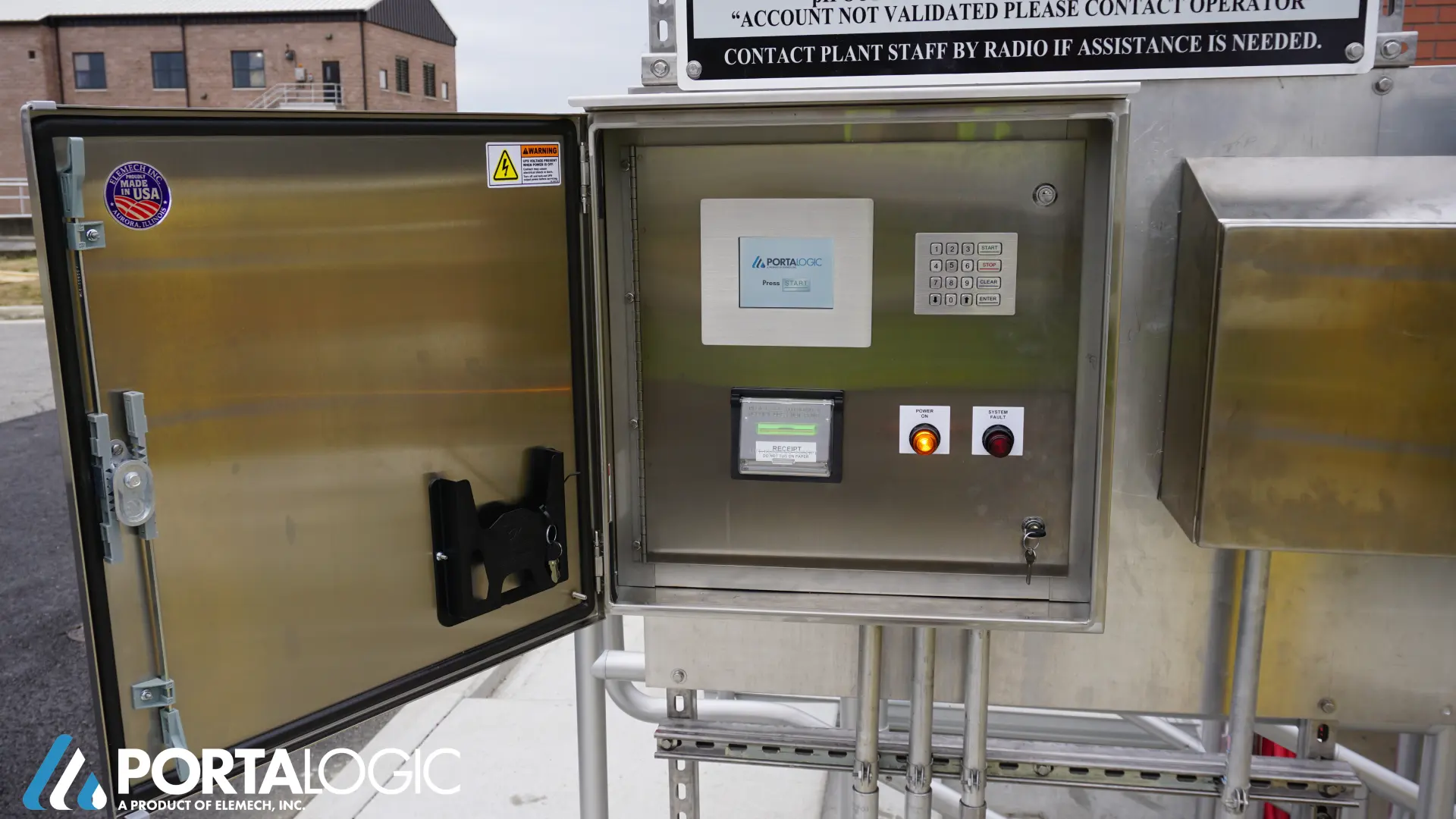 DS-200 Station Access Panel