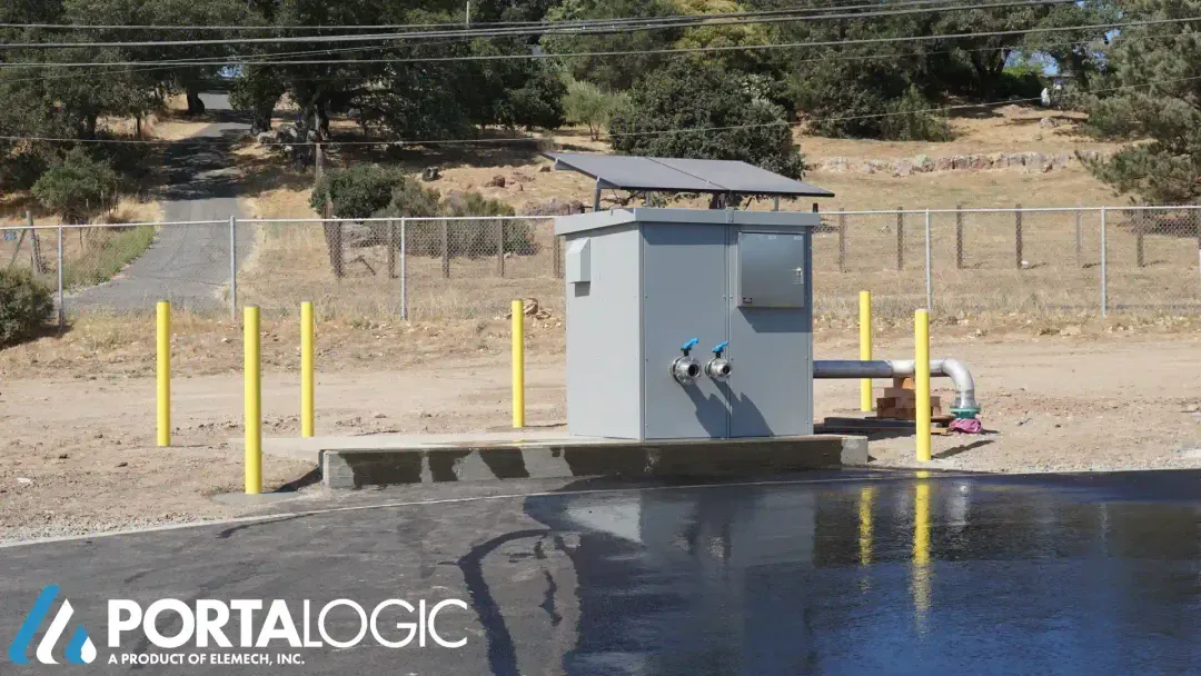 Solar powered bulk water filling station in California