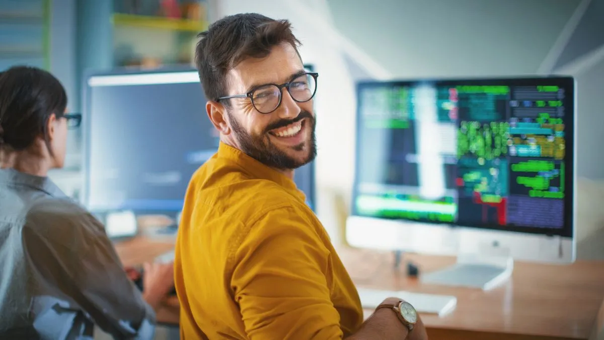 Top 10 Software Development Outsourcing Companies In The US For SMBs And Enterprise Companies