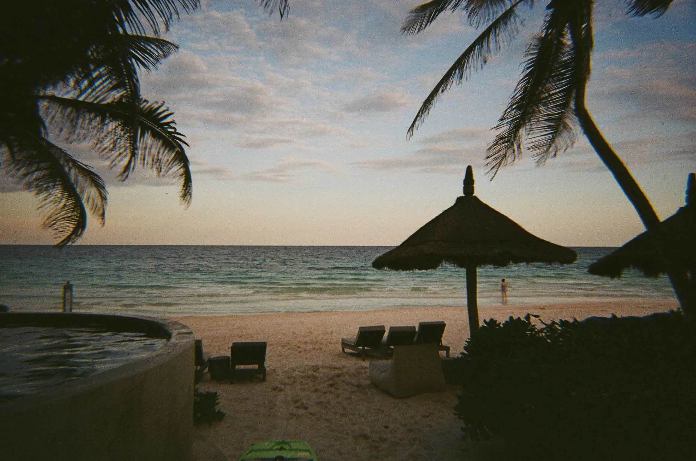 View looking out at the ocean on the beach.