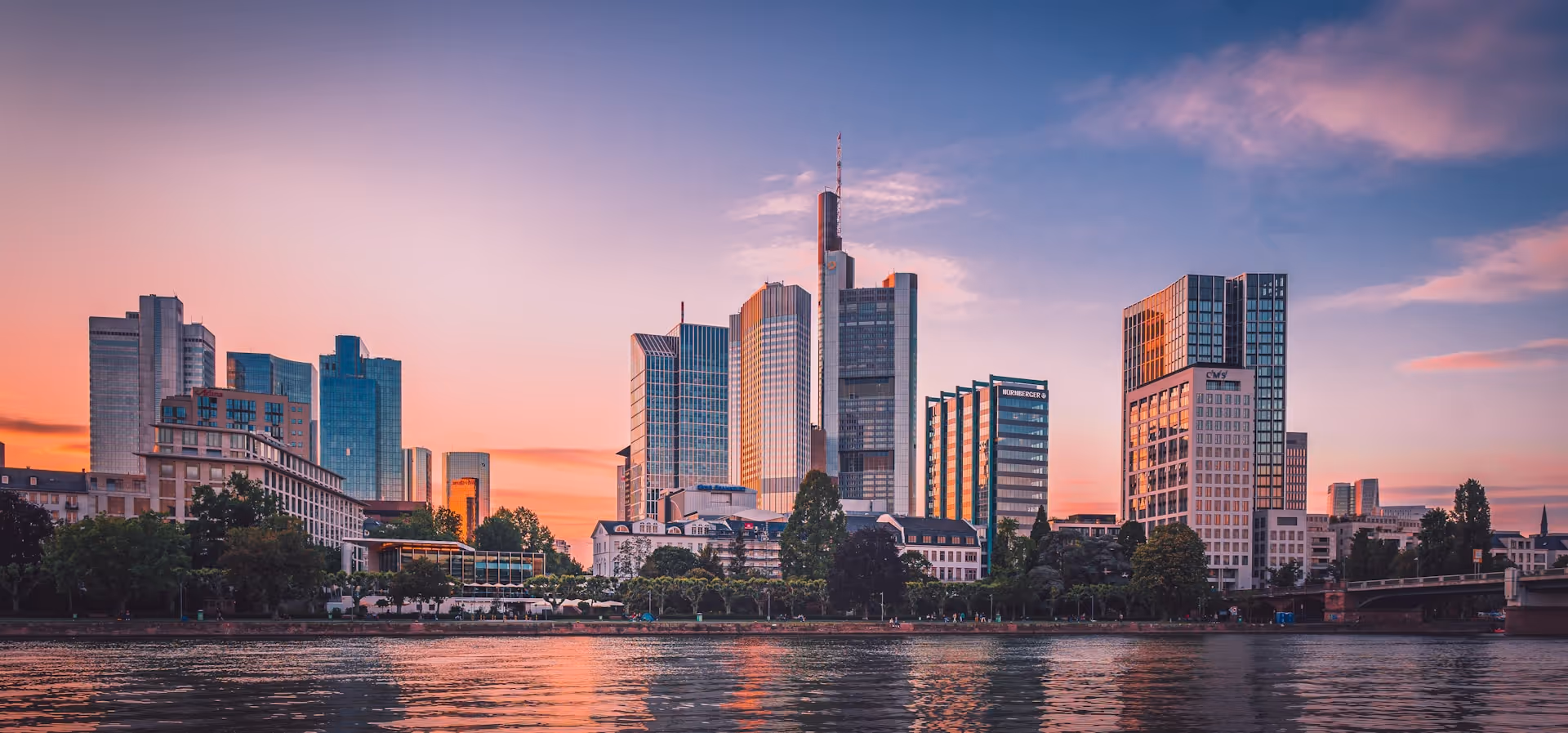 Frankfurt skyline picture