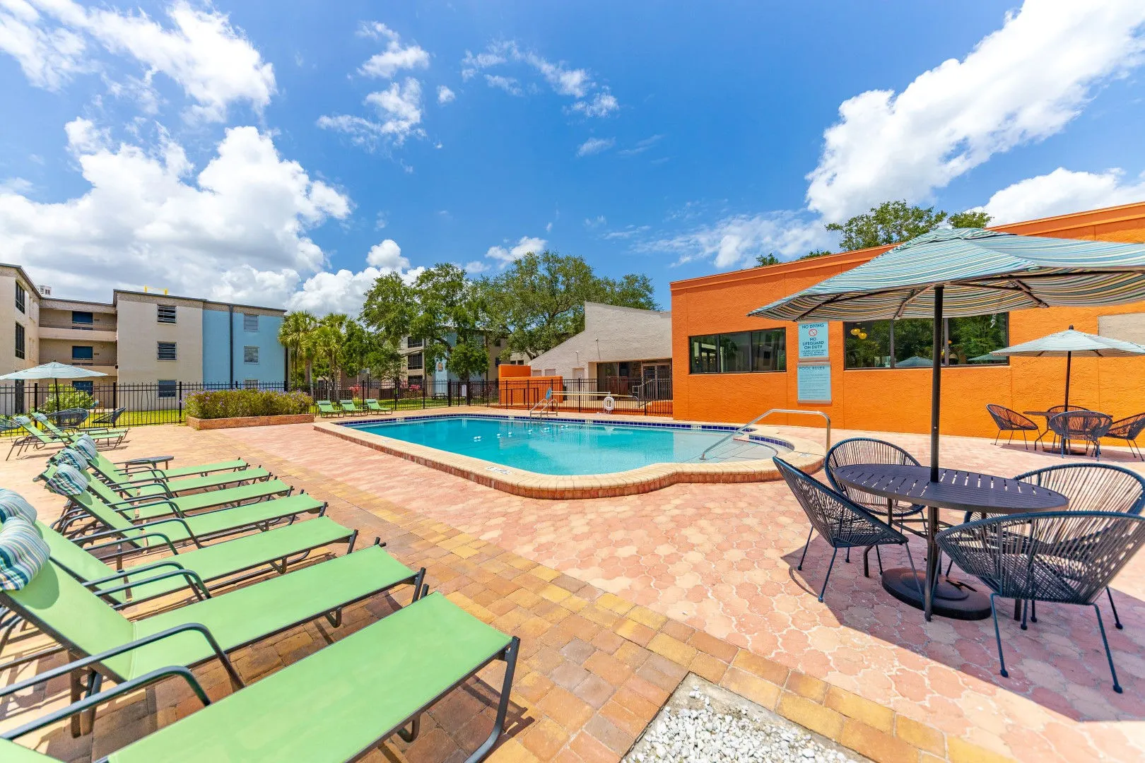 Swimming pool