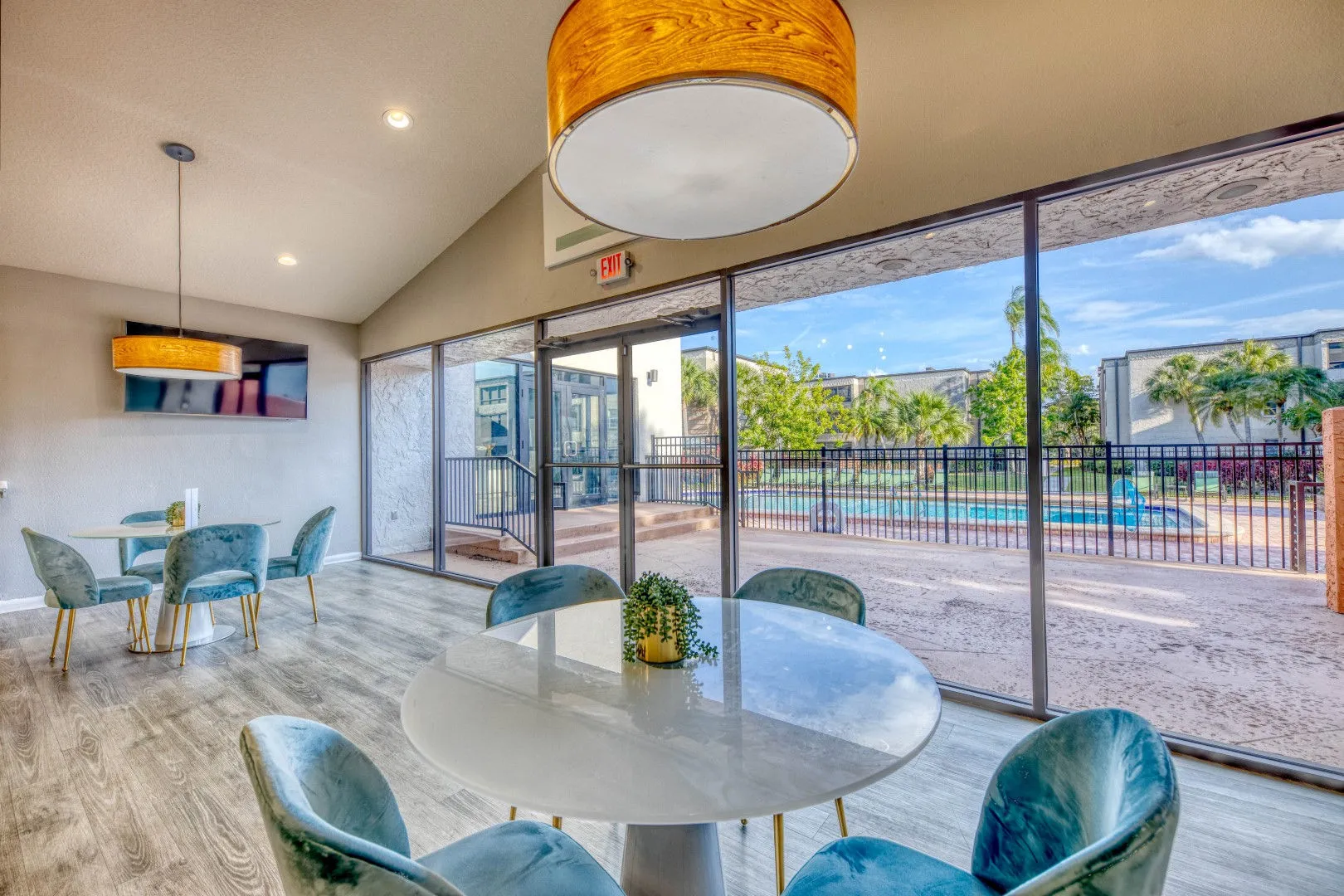 Leasing office dining