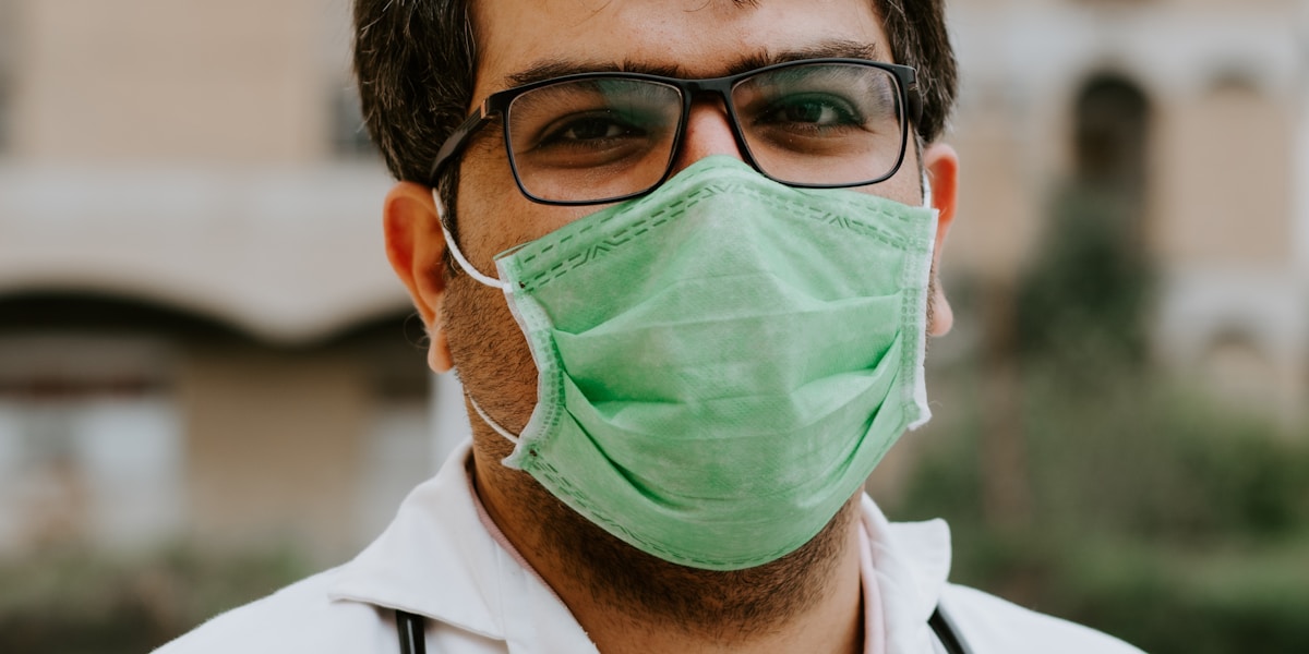 Lunettes travail opticien Plélan-le-Grand