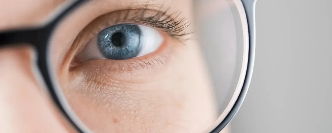 Verres de lunettes, contrôle de vue professionnel chez l'opticien de Plélan-le-Grand proche Bréal-sous-Montfort