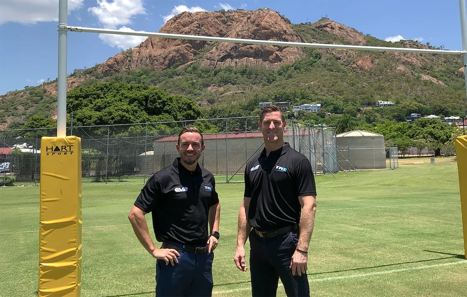 Brent Tate shows Townsville how it is done