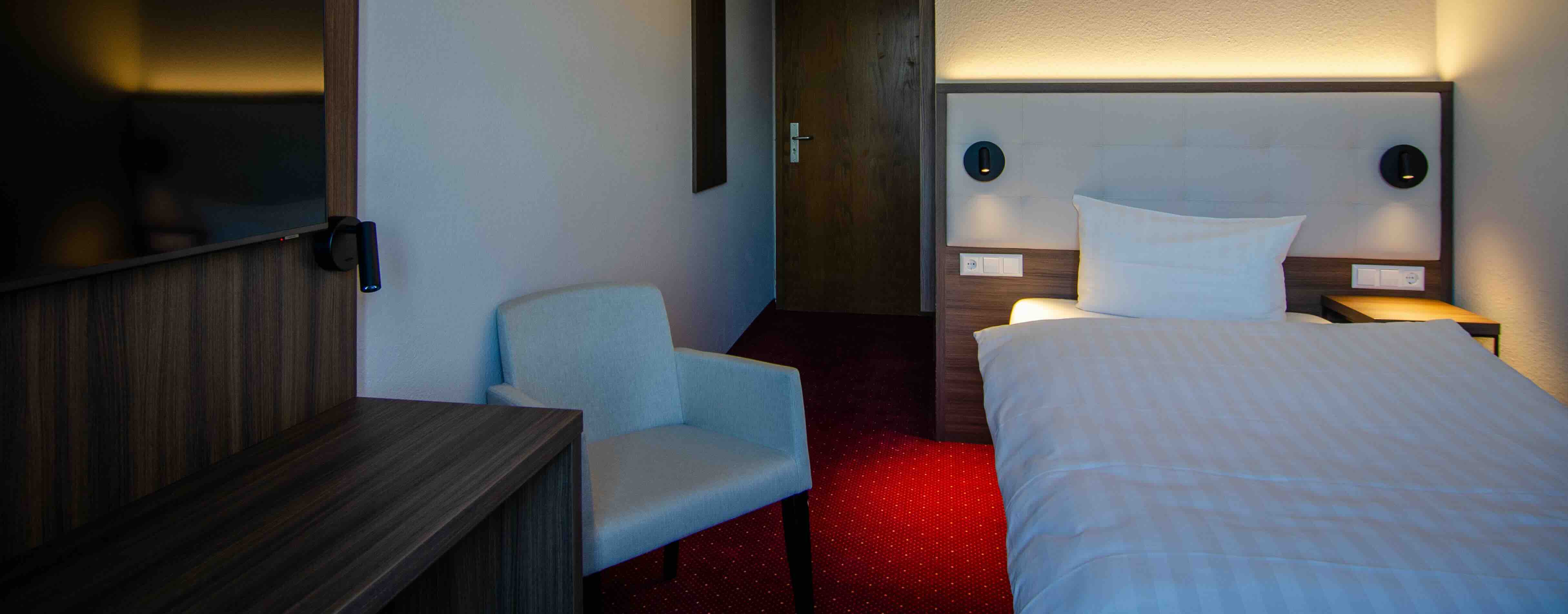 Einzelzimmer im Hotel Alina – in Wiesbaden und Mainz