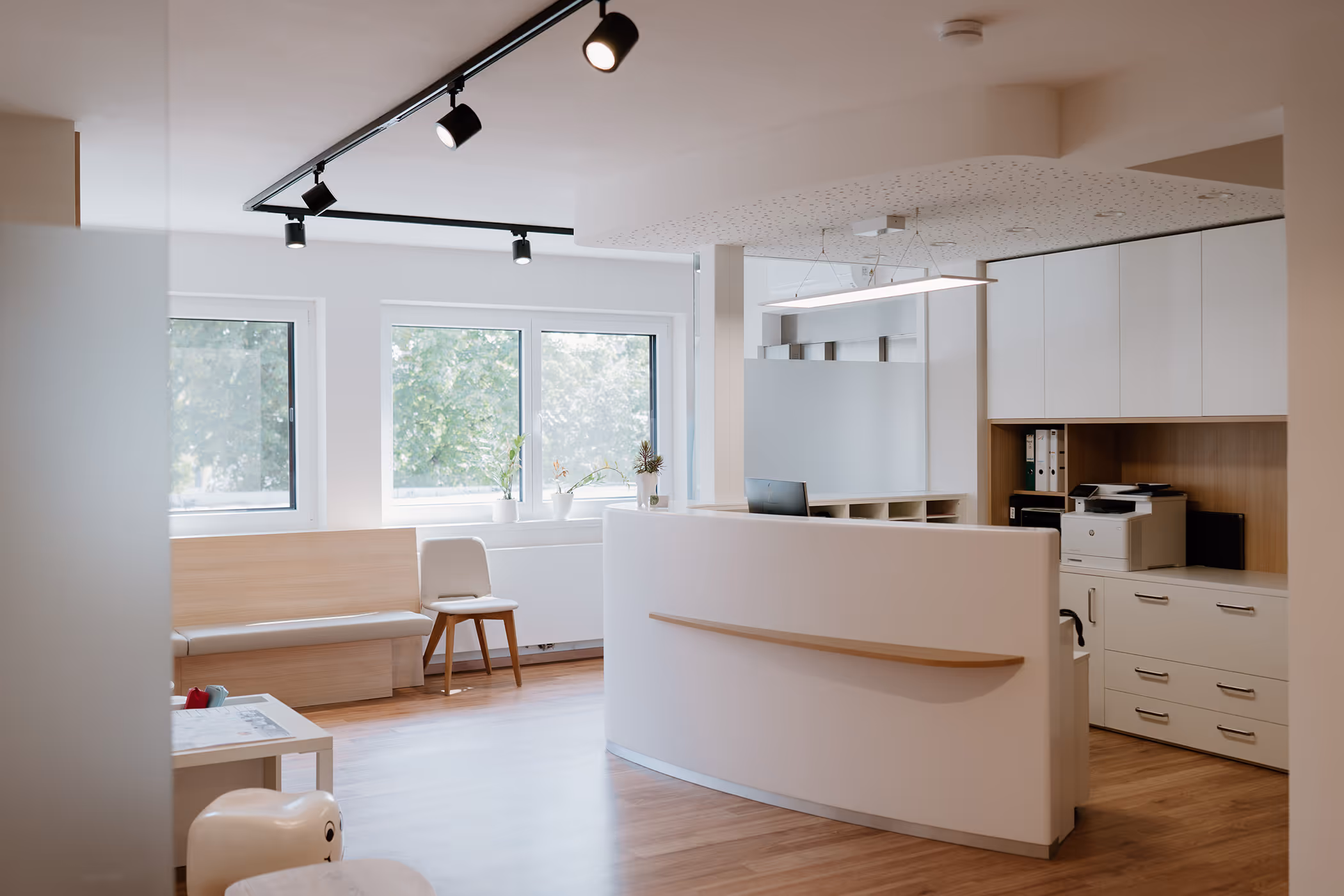 Empfang Zahnarzt Dr. Edmund Benjamin Kukla