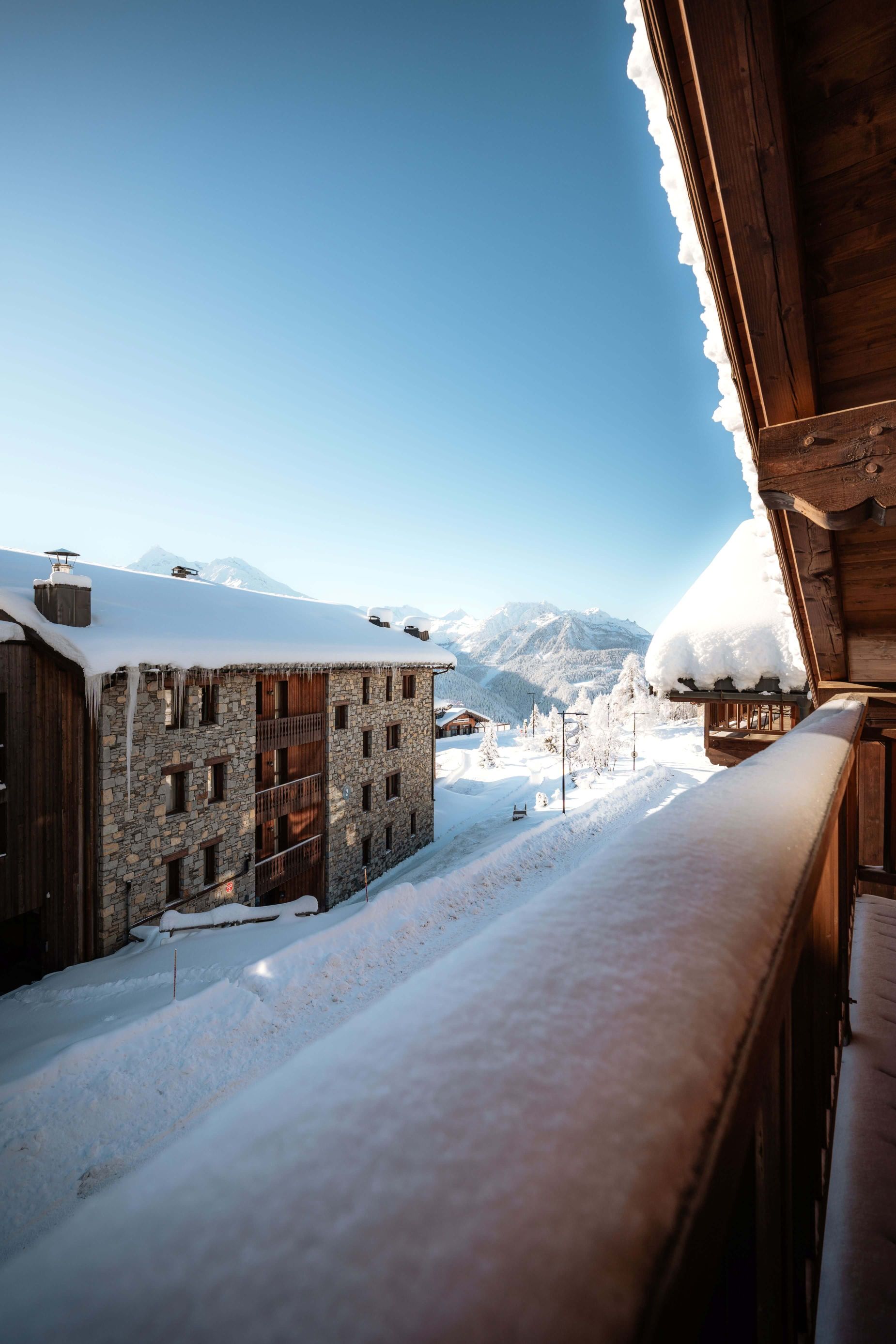 Home Mobile Hero 13 - Les Chalets de Marie - chalets à vendre station Rosière