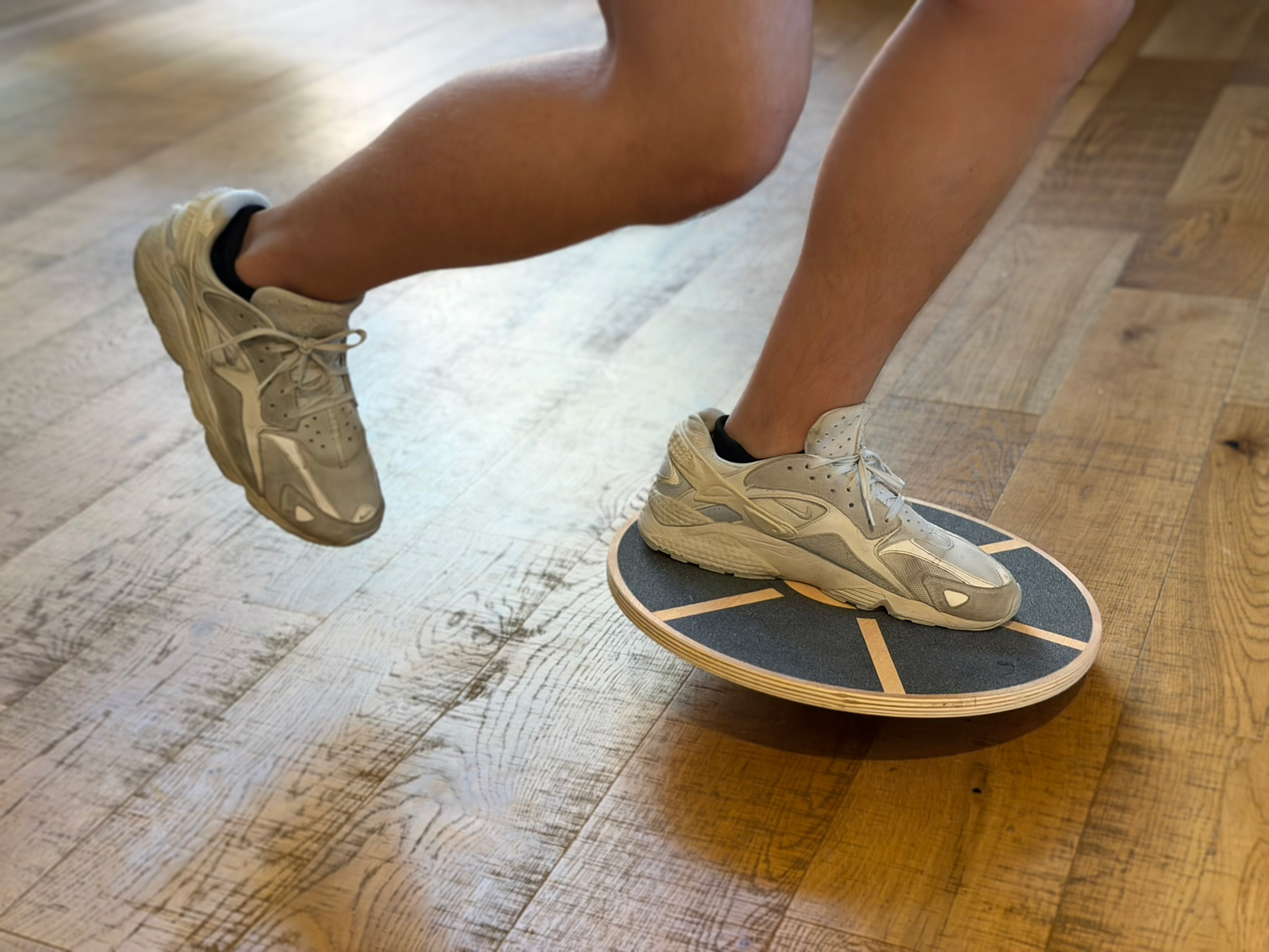 Lower-body balance and rehabilitation exercise for sciatica care at Innovate Health