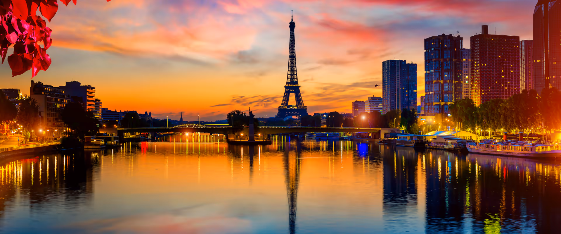 parijs at night