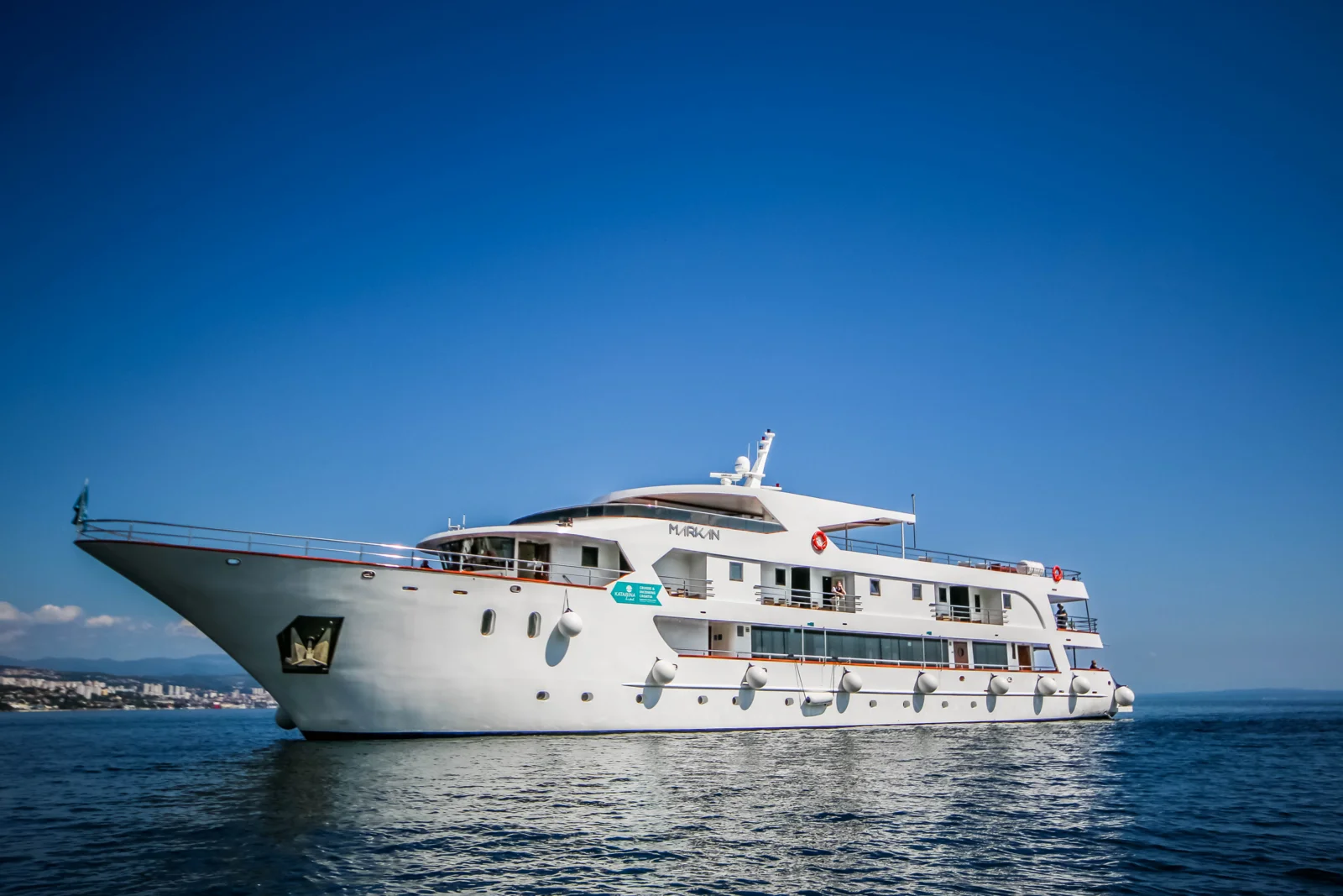 Markan · Vista exterior del barco