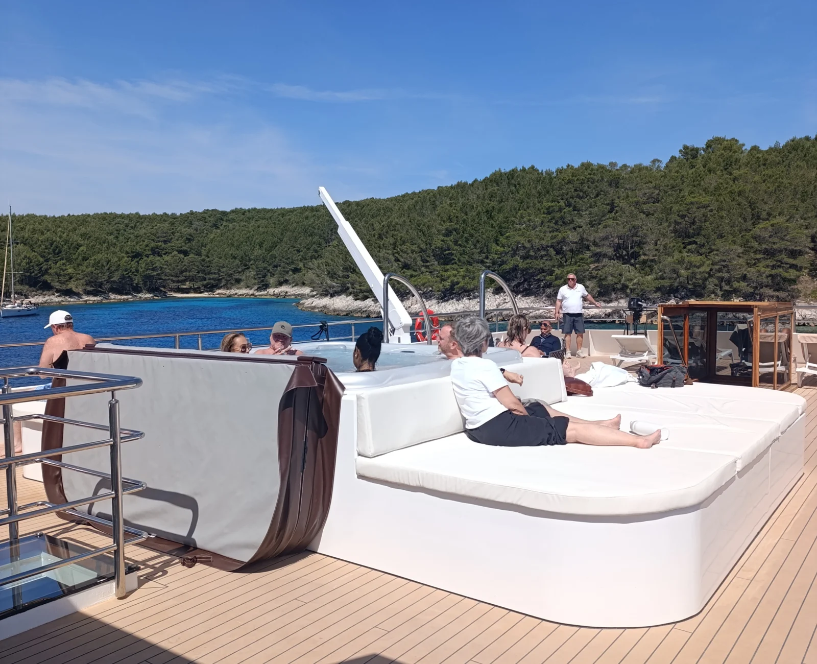 Markan · Espacios y vistas del barco