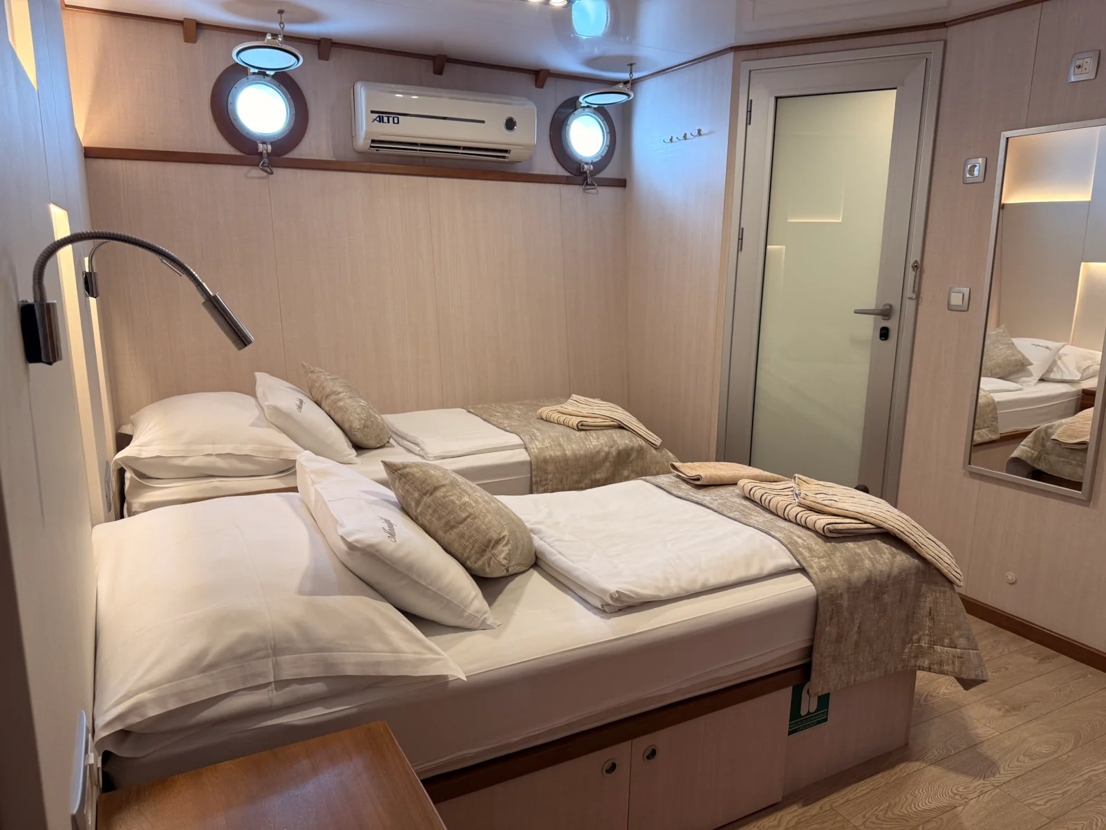 Moonlight · Fotografía del barco 9