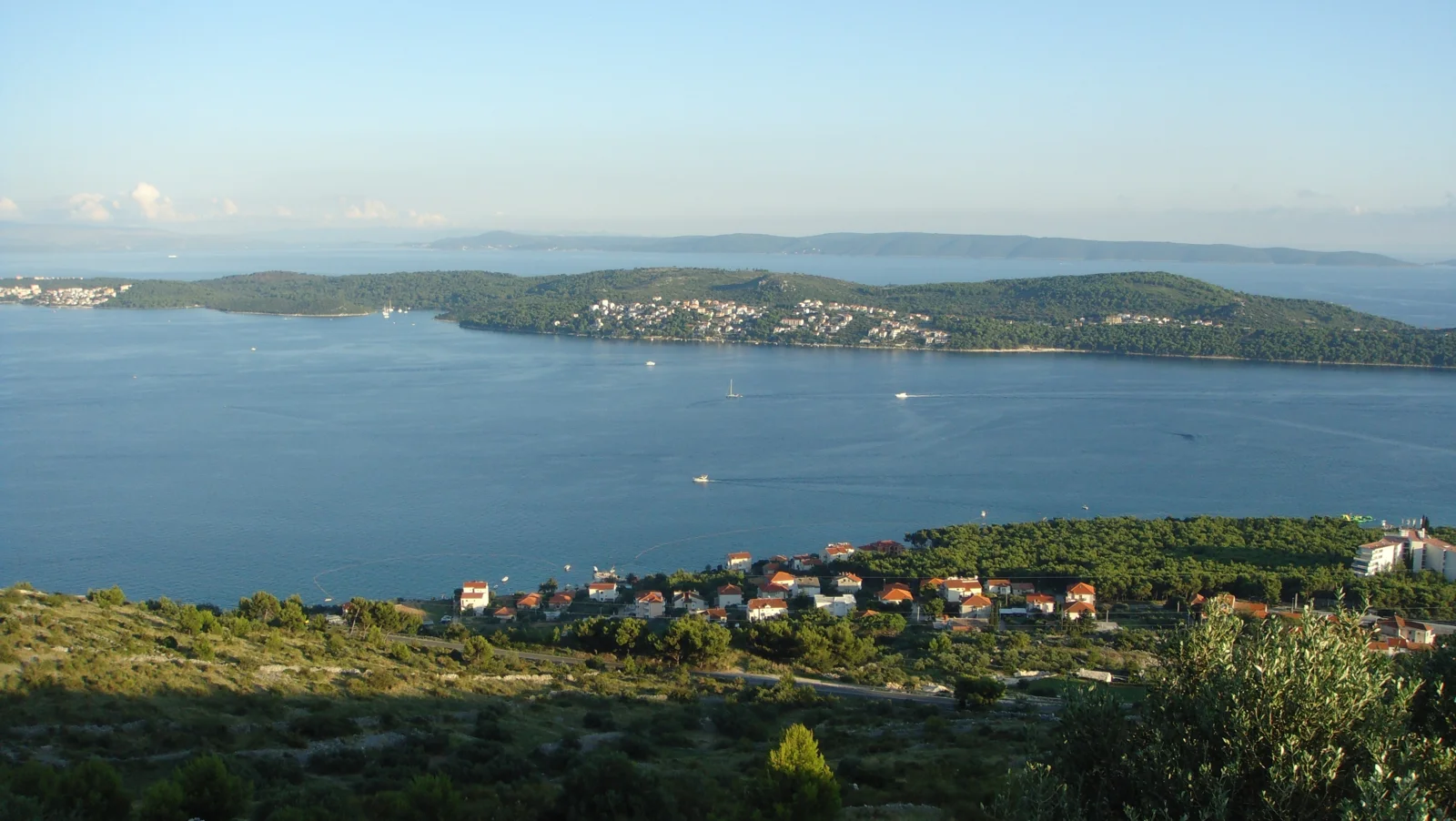 Trogir (Marina Baotić) · recorrido de Dalmacia, ida y vuelta desde Trogir