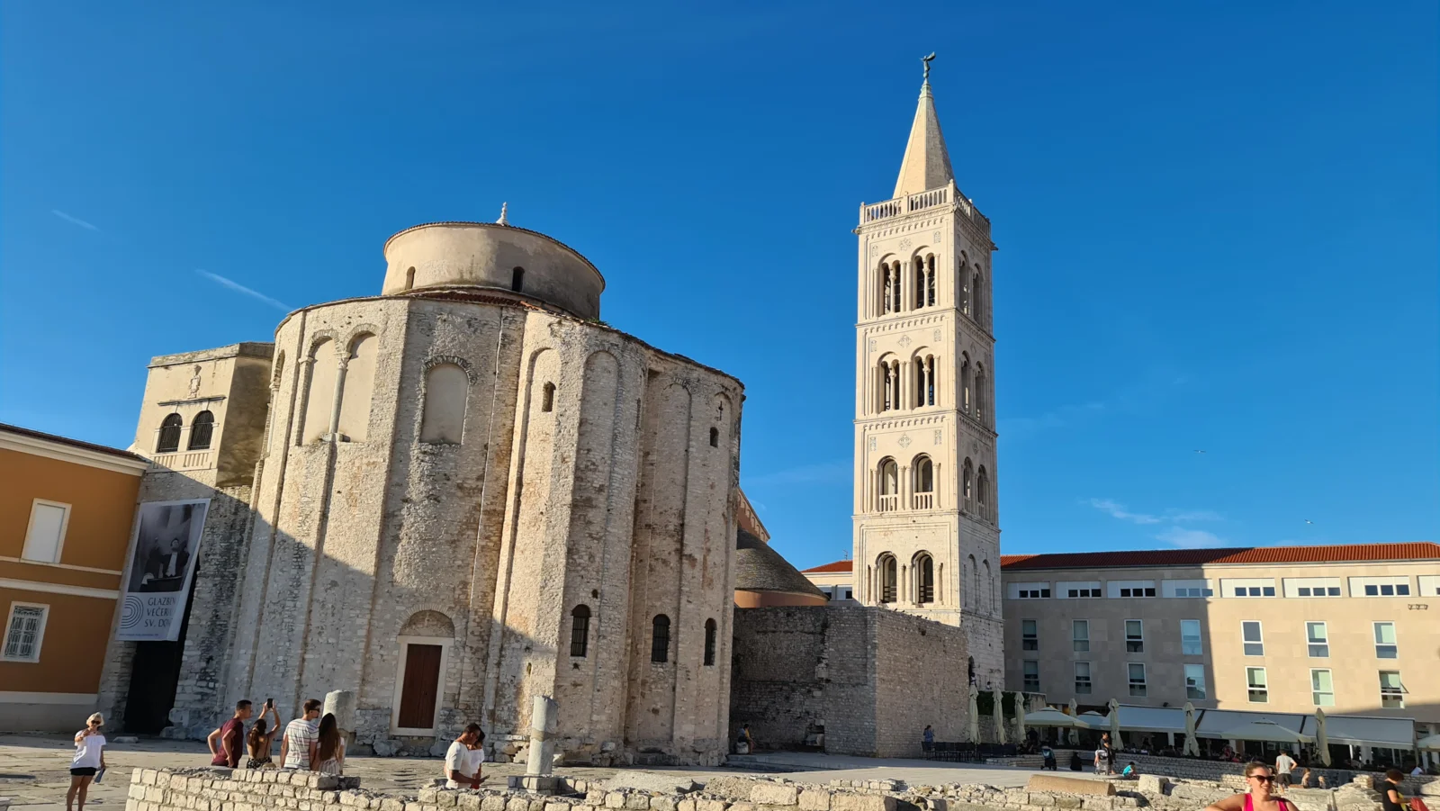 Zadar - Zlarin · recorrido de Naturaleza y ciudades desde Trogir
