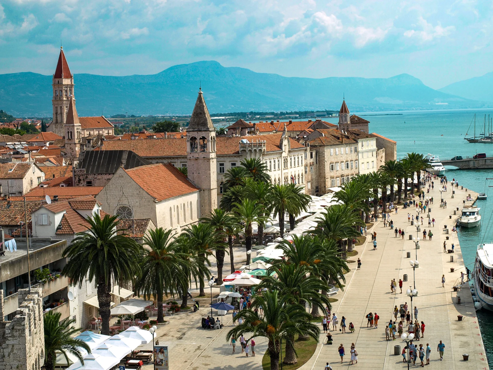 Trogir– Vis/Komiža · recorrido de Vis y Lastovo desde Trogir