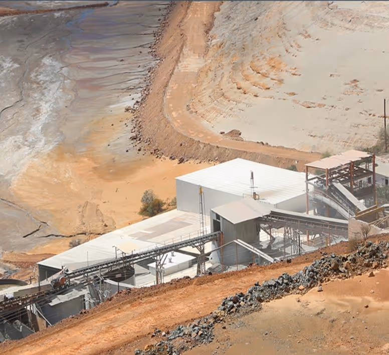 Closer image of the tailings