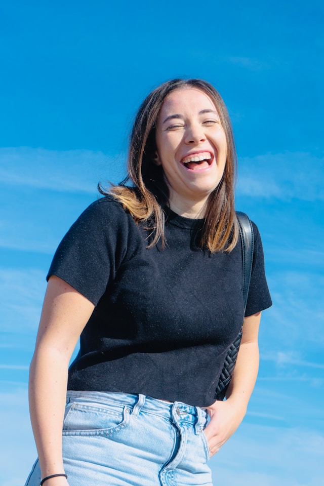 [headshot] image of customer (for an amusement park)
