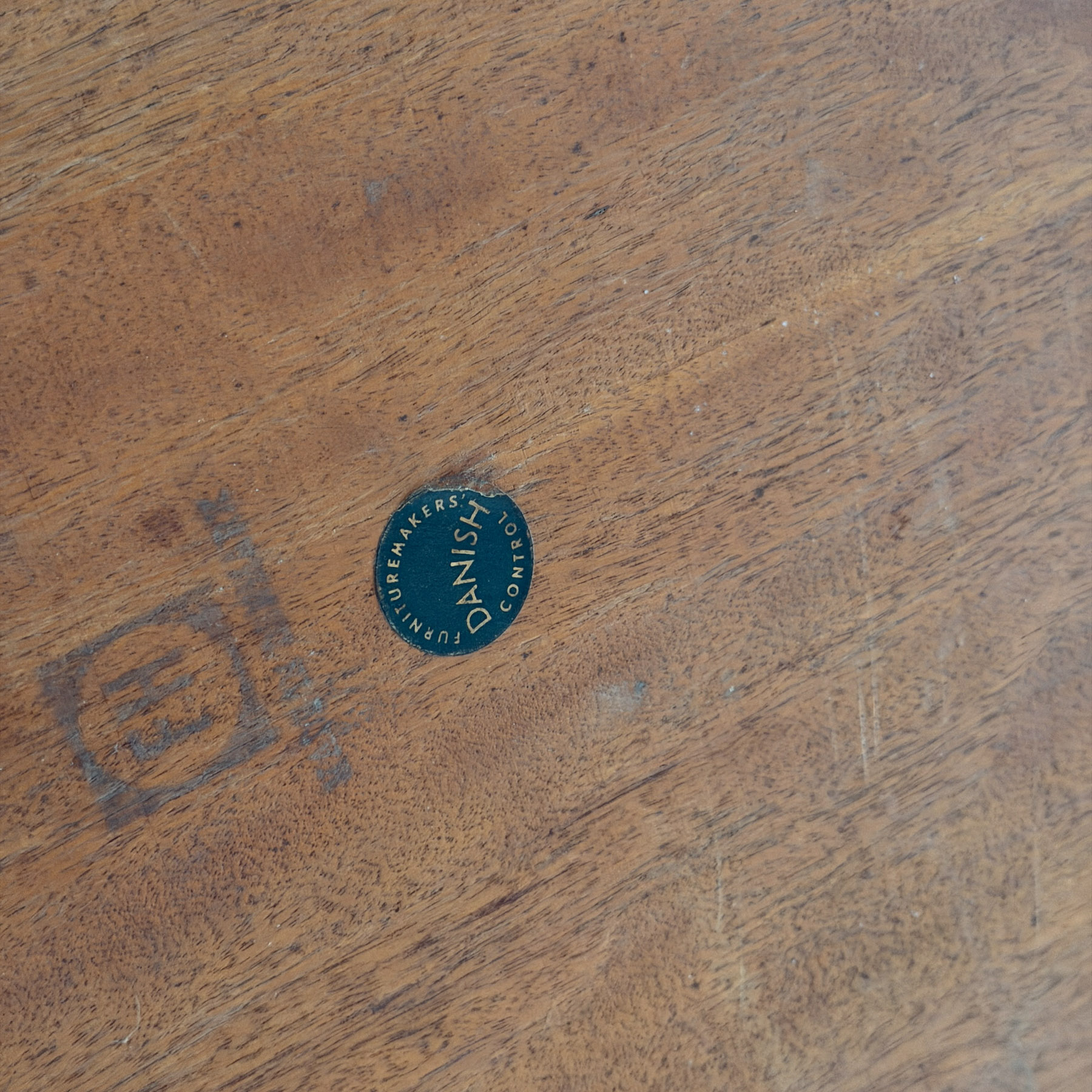 Arne Jacobsen Model 3600 Dining Table