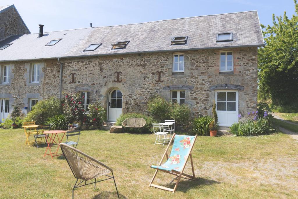 image of charming bed & breakfast exterior