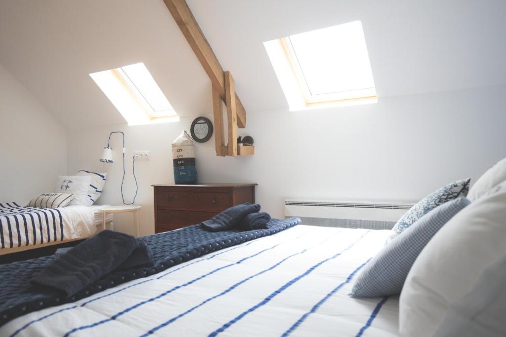 image of restaurant venue for events (for a chinese restaurant)