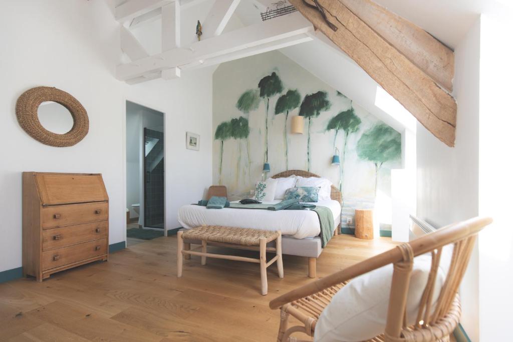 image of a live music performance at an outdoor festival