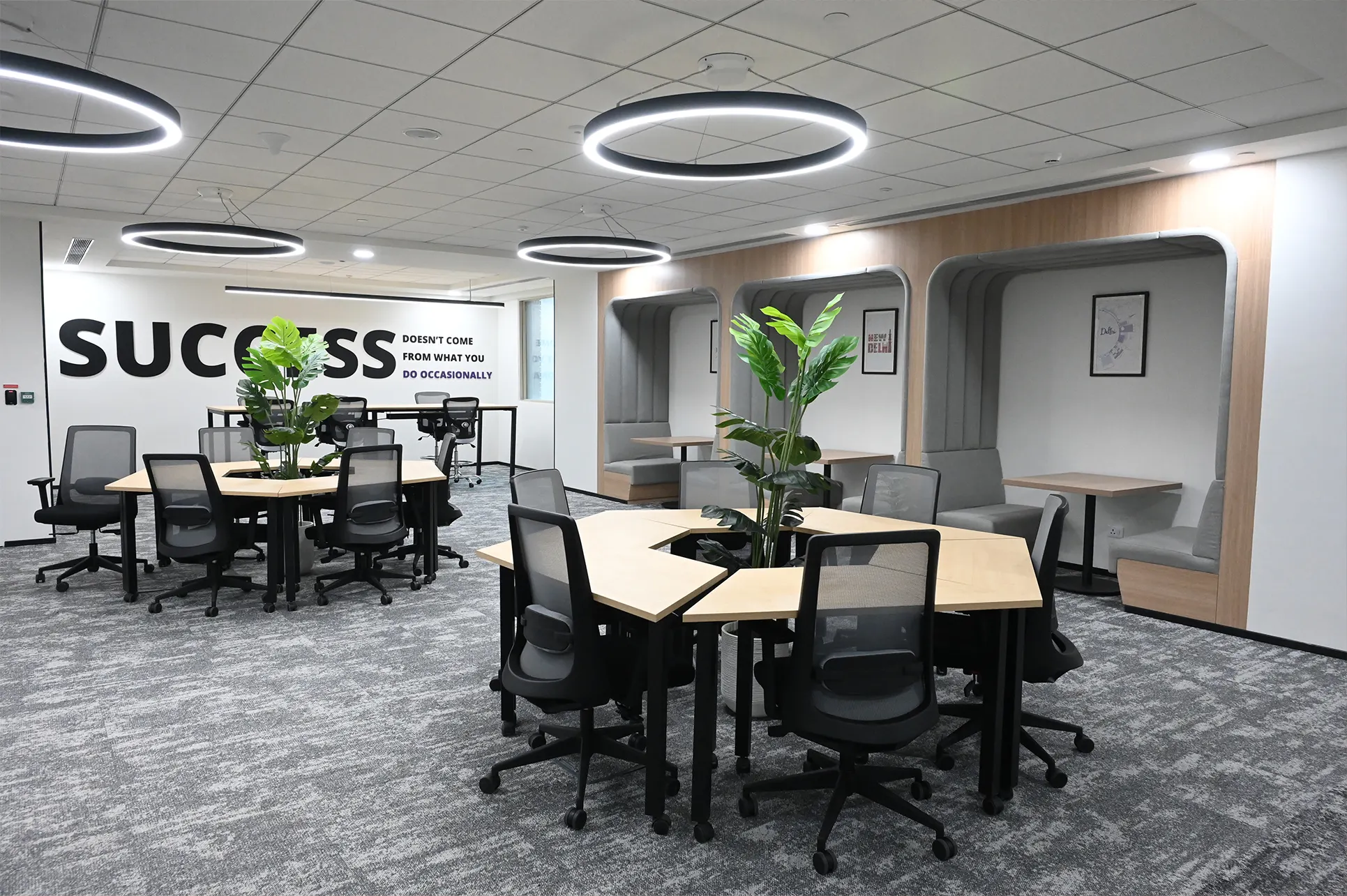 DXC Technology office with AFC modular furniture setup