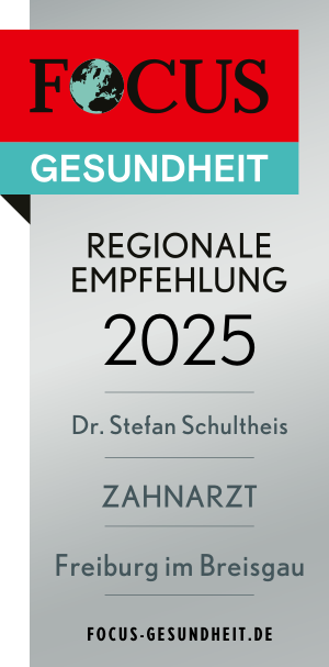 Focus Gesundheit-Siegel mit regionaler Empfehlung 2025 für Dr. Stefan Schultheis, Zahnarzt in Freiburg im Breisgau.